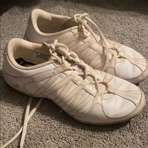 Nike cheer shoes